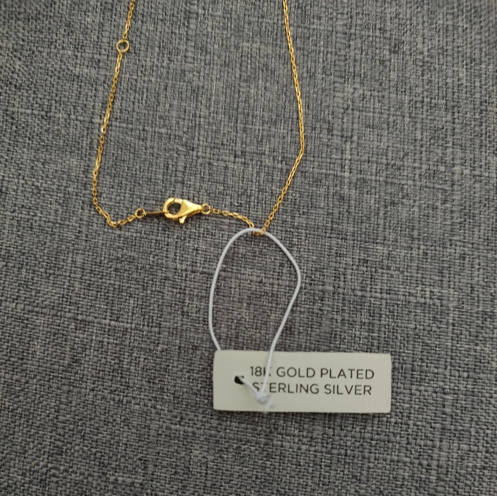 Rachel Zoe White Clover Necklace 18K Gold Plated Sterling NWT - Picture 5 of 5